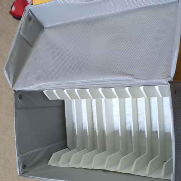 Vintage Nintendo Game Carrying case - Picture 5 of 8